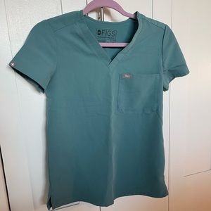PERFECT CONDITION FIGS SCRUB SET IN XXS (limited color, no longer available)